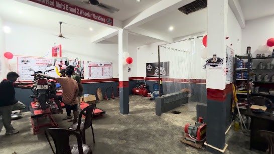 Doctor Garage workshop interior